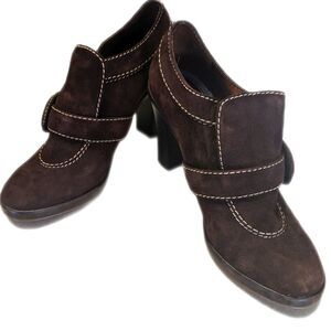 Tommy Hilfiger faux suede heeled booties with buckle, 4" heel, size 8.5